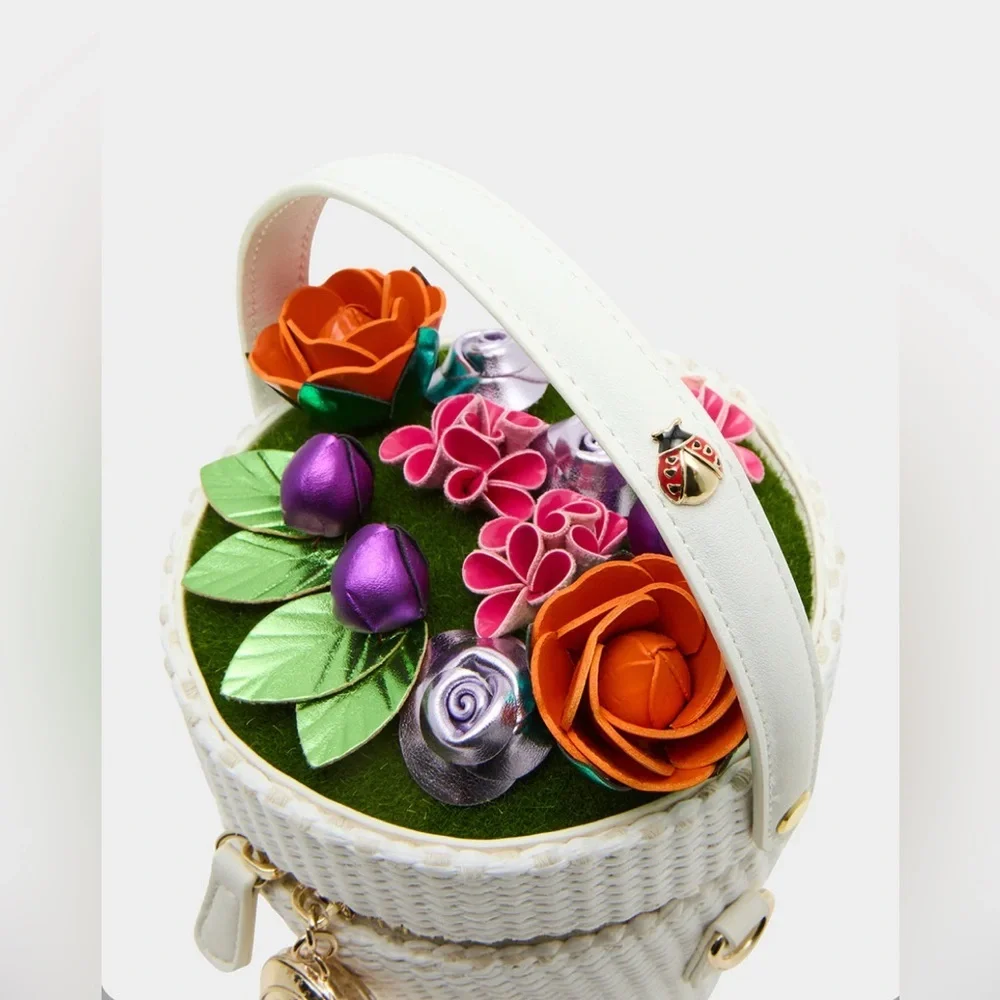 Betsey Johnson nwt betsey